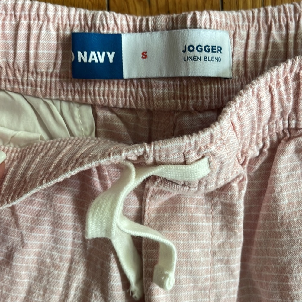 Men’s small linen shorts - Picture 2 of 4